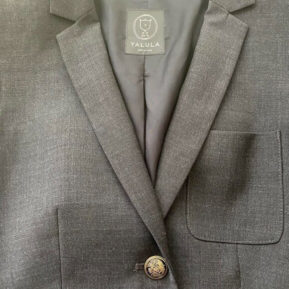 Aritzia Talula Wool Black Blazer with Crested Buttons and Front Pockets Size 0 - Picture 2 of 10